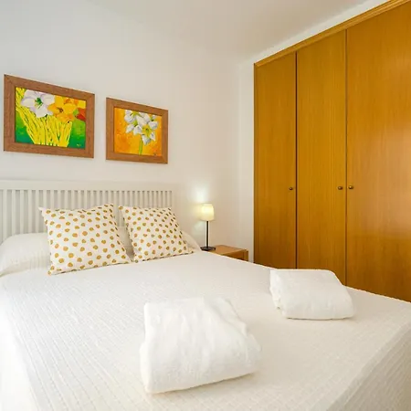 Cala Del Vent Apartamento *